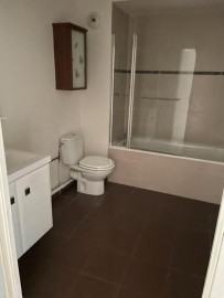 
                                                                                        Location
                                                                                         Beau 2P 40m² en très bon état