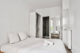
                                                                                        Location
                                                                                         Beau 2P meublé 30m² sur cour
