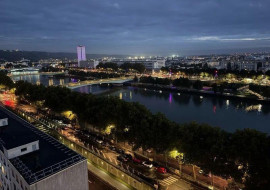 
                                                                                        Location
                                                                                         Beau 2P meublé 34m² plein cœur de Rouen