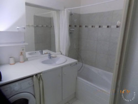 
                                                                                        Location
                                                                                         Beau 2P meublé 37m² avec terrasse