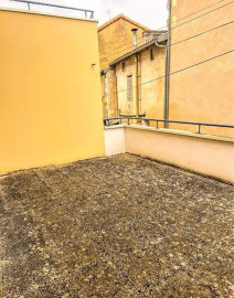 
                                                                                        Location
                                                                                         Beau 2P meublé 39m² avec grande terrasse (50m²)