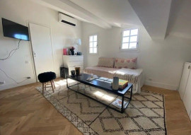 
                                                                                        Location
                                                                                         Beau 2P meublé 39m² rénové Quartier Mazarin
