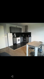 
                                                                                        Location
                                                                                         Beau 2P meublé 43m² avec balcon et parking