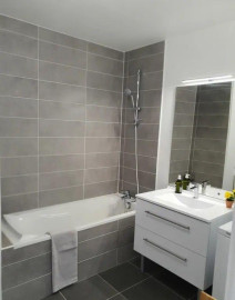 
                                                                                        Location
                                                                                         Beau 2P meublé 44m² proche Porte de Clignancourt