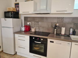 
                                                                                        Location
                                                                                         Beau 2P meublé 45m² avec terrasse