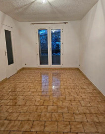 
                                                                                        Location
                                                                                         Beau 2P meublé 48m² avec balcon