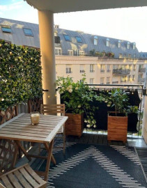 
                                                                                        Location
                                                                                         Beau 2P meublé 50m² avec loggia 6m²