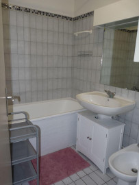 
                                                                                        Location
                                                                                         Beau 2P meublé 53m² sur jardin privatif