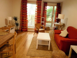 
                                                                                        Location
                                                                                         Beau 2P meublé 53m² sur jardin privatif