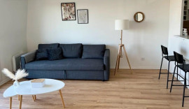 
                                                                                        Location
                                                                                         Beau 2P meublé refait à neuf de 40 m²