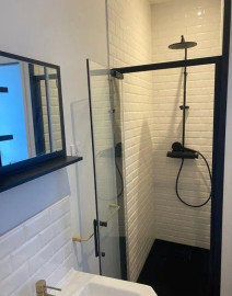 
                                                                                        Location
                                                                                         Beau 3/4P meublé 67m² complètement rénové