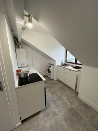 
                                                                                        Location
                                                                                         Beau 3 pièces meublé 48m2 proche Gare de Melun