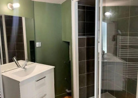 
                                                                                        Location
                                                                                         Beau 3P 43m² en duplex quartier Saint Marc