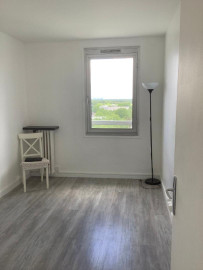 
                                                                                        Location
                                                                                         Beau 3P 58m² avec balcon sans vis-à-vis lumineux