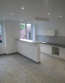 
                                                                                        Location
                                                                                         Beau 3P 60m² situé dans le quartier de la Rivière