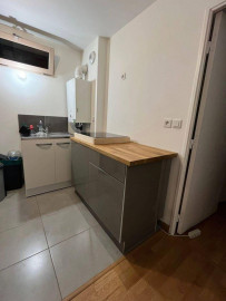 
                                                                                        Location
                                                                                         Beau 3P 61m² lumineux non meublé