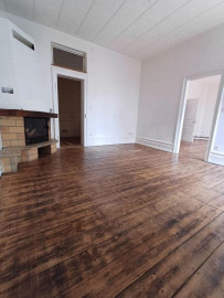 
                                                                                        Location
                                                                                         Beau 3P 88m2 spacieux et lumineux