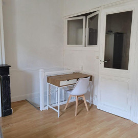 
                                                                                        Location
                                                                                         Beau 3P meublé 50 m2