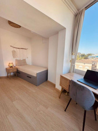 
                                                                                        Location
                                                                                         Beau 3P meublé 55m² avec terrasse sud 10m² Vue mer