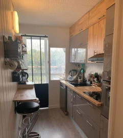 
                                                                                        Location
                                                                                         Beau 3P meublé 56m² traversant et très lumineux