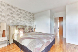 
                                                                                        Location
                                                                                         Beau 3P meublé 68m²