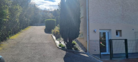 
                                                                                        Location
                                                                                         Beau 3P meublé dans une maison proche Genève