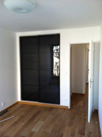 
                                                                                        Location
                                                                                         Beau 3P meublé et rénové proche de Nation