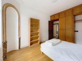 
                                                                                        Location
                                                                                         Beau 4 pièces 72 m²