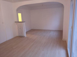 
                                                                                        Location
                                                                                         Beau 4P 74m² rénové Mulhouse
