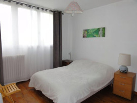 
                                                                                        Location
                                                                                         Beau 4P  meublé 67m²  lumineux et traversant
