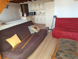 
                                                                                        Location
                                                                                         Beau 4P meublé 70m² proche Place de la Victoire