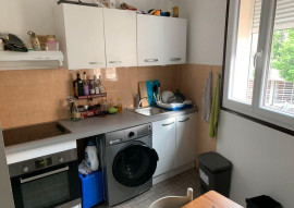 
                                                                                        Location
                                                                                         Beau F2 Meublé 32m²
