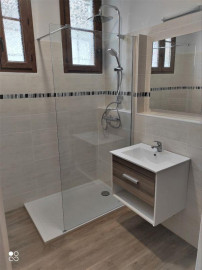 
                                                                                        Location
                                                                                         Beau F3 dans maison 65m² avec terrasse