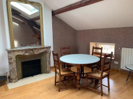 
                                                                                        Location
                                                                                         Beau f5 meublé 102m² proche école d’ingénieur