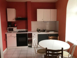 
                                                                                        Location
                                                                                         Beau f5 meublé 102m² proche école d’ingénieur