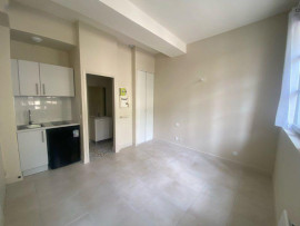 
                                                                                        Location
                                                                                         Beau studio 16m² entièrement rénové