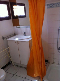
                                                                                        Location
                                                                                         Beau studio 19m² meublé sur jardin Croix de pierre