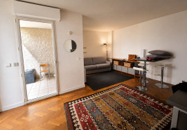 
                                                                                        Vente
                                                                                         BEAU STUDIO/2 PIECES