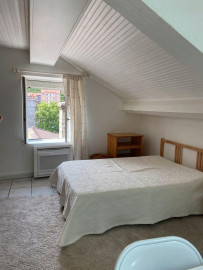
                                                                                        Location
                                                                                         Beau studio  20m² vue sur Fourvière
