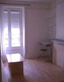 
                                                                                        Location
                                                                                         Beau studio 23m² proche du palais de justice