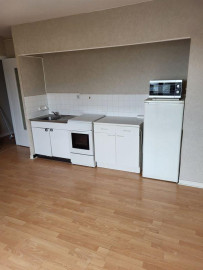 
                                                                                        Location
                                                                                         Beau studio 25m²