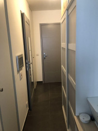 
                                                                                        Location
                                                                                         Beau studio 27m² BBC Fort d'Issy les Moulineaux