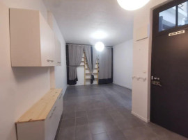 
                                                                                        Location
                                                                                         Beau studio 31m² sur cour au calme