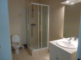 
                                                                                        Location
                                                                                         Beau studio 37m² placis Champlain