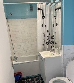 
                                                                                        Location
                                                                                         Beau studio de 26 m² avec balcon sans vis-à-vis