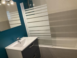 
                                                                                        Location
                                                                                         Beau studio Gambetta Paris 20è