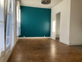 
                                                                                        Location
                                                                                         Beau studio Gambetta Paris 20è