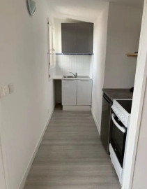 
                                                                                        Location
                                                                                         Beau studio meublé 15m² avec terrasse 18m²