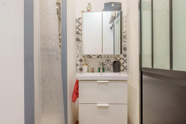 
                                                                                        Location
                                                                                         Beau studio meublé 17m² avec grand balcon