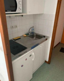 
                                                                                        Location
                                                                                         Beau studio meublé 18 m² dans résidence étudiante